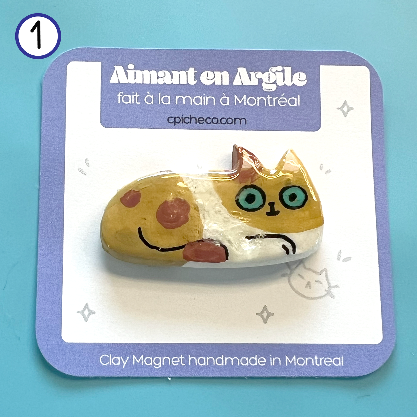 Clay Cats Pins or Magnets -  Aimants ou Épinglette en format de chat fait en Argile