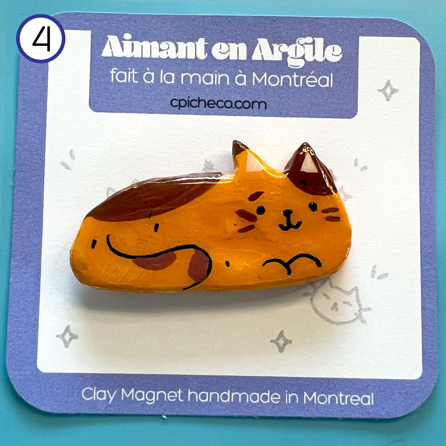 Clay Cats Pins or Magnets -  Aimants ou Épinglette en format de chat fait en Argile